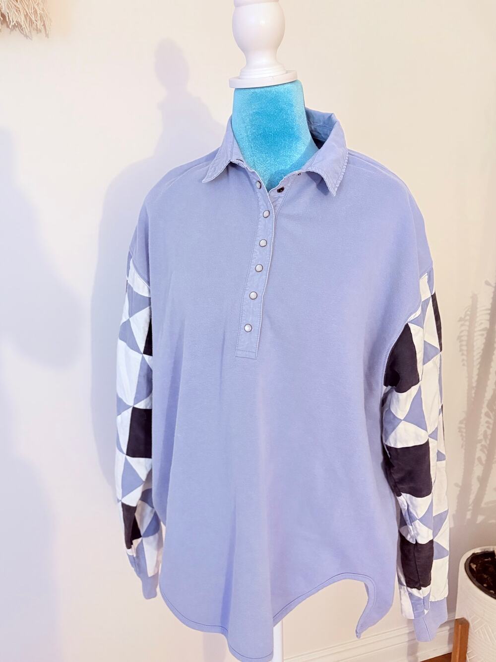 BDG Urban Outfitters Harlequin Sleeve Snap Collar Sweatshirt quilted patchwork